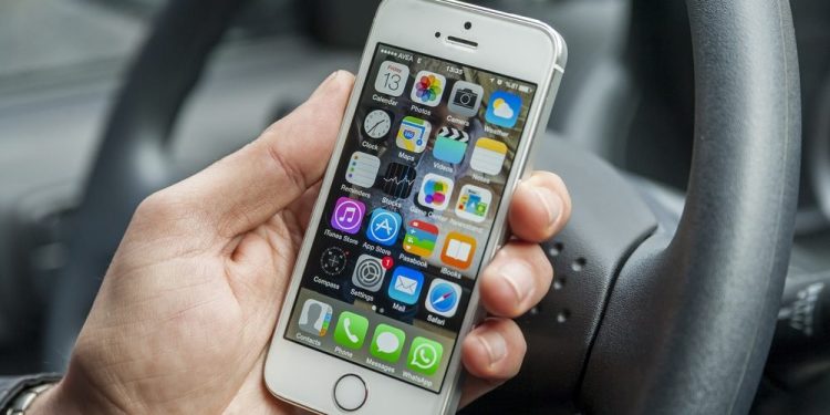 Revitalize Your iPhone 5s and Beyond: Apple Unleashes New Updates 37 Apple Unleashes New Updates