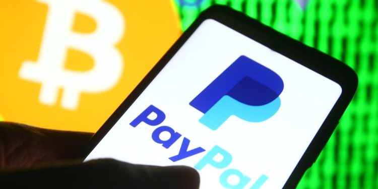 PayPal Cyberattack: Firm Alerts 35,000 Users, Researcher Says More Than a Million at Risk 38 PayPal Cyberattack