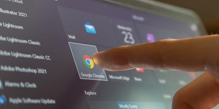 Google Alerts Chrome Users, Patches Critical RCE Bug in Browser 37 Google Patches RCE Bug Chrome