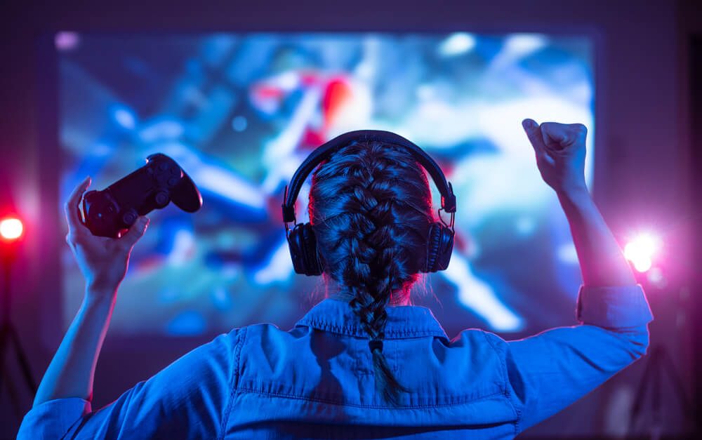 Exploiting Digital Playground: Why Are More Kids Becoming Hackers, Turning to Cybercrime? 44 Kids Becoming Hackers