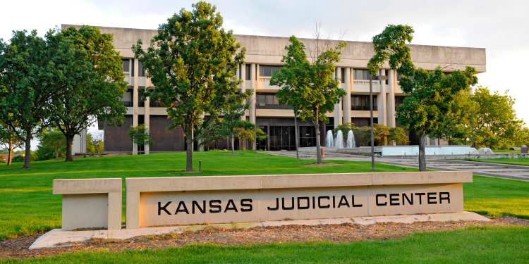 Kansas Court Confirms Prolonged Cyberattack Spanning Over Five Weeks 37 kansas court cyberattack