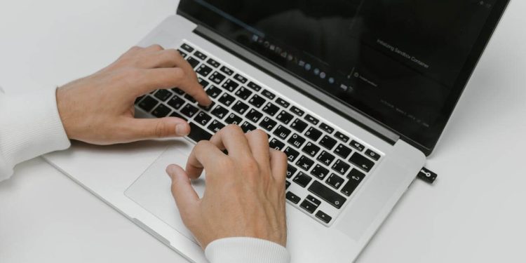 Navigating the Maze: Tips to Consider When Choosing SOC as a Service 37 Selecting SOC