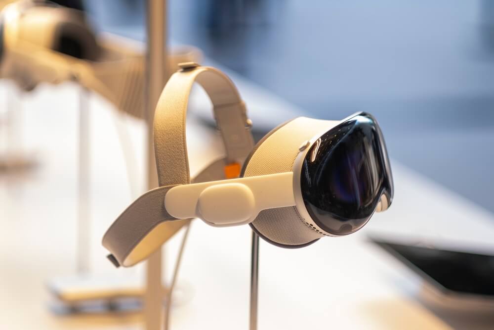 Is Apple Vision Pro Safe? Unveiling Key Privacy & Security Points 42 Apple Vision Pro