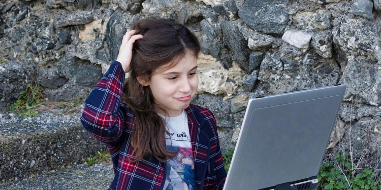 Should Children Use AI Chatbots? Google Thinks So, Critics Strongly Disagree 37 Google Gemini