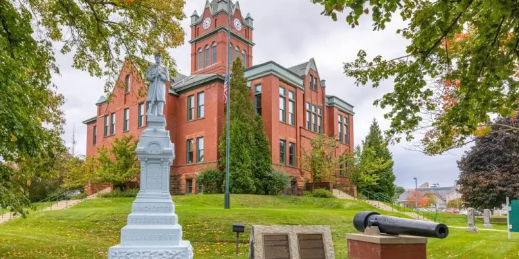 Grand Traverse County Faces Cyberattack: FBI and State Police Investigate 37 Grand Traverse County cyberattack