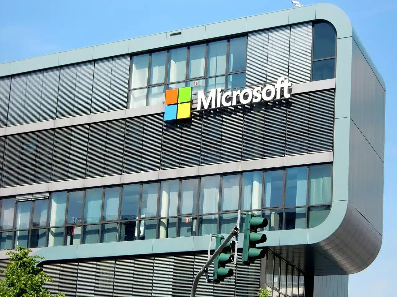 Microsoft's SFI: A Six-Pillar Approach to Cyber Defense 42 Microsoft Secure Future Initiative