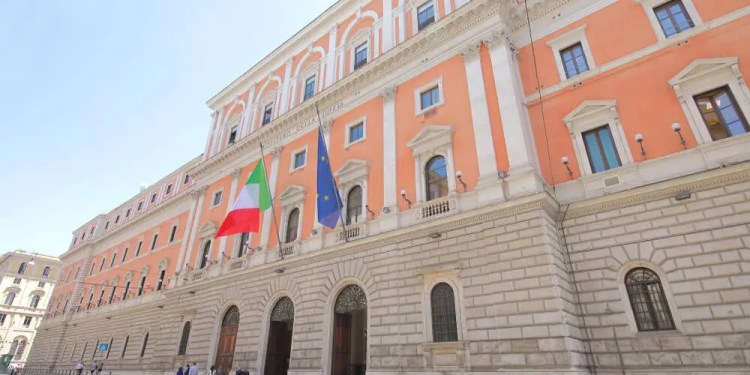 Alleged RCE Vulnerability Threatens Subdomains of Italian Ministry of Defence 38 RCE vulnerability