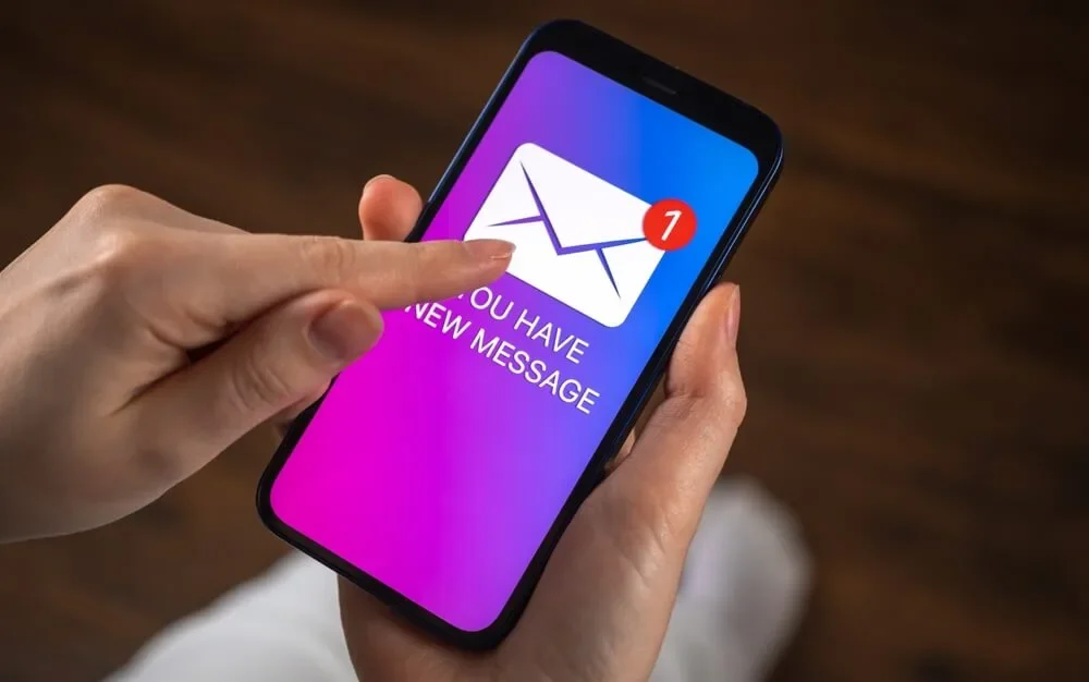 SMS Bomber Online Disrupts Phone Users with Over a Hundred Messages a Day 40 SMS Bomber Online